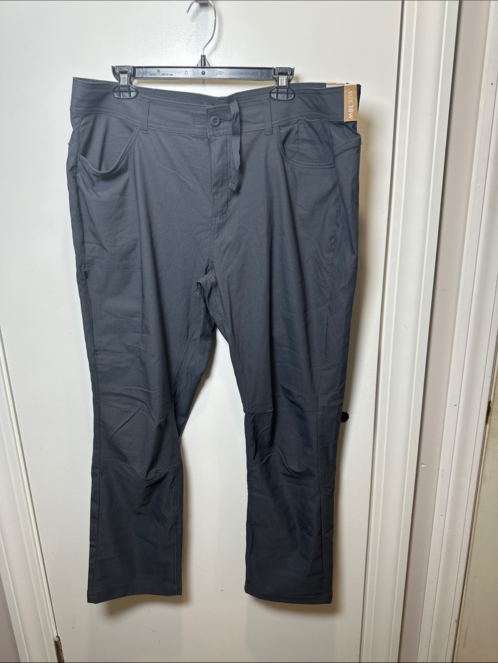 Prana Women's Charcoal Stretch Cargo Pants (100)